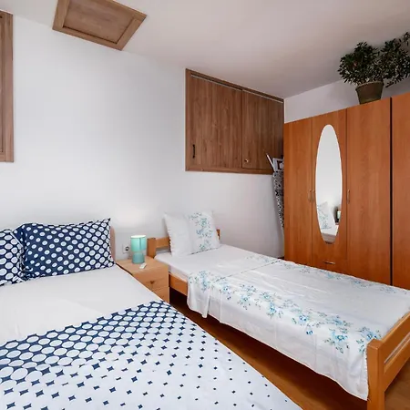 2 Bedroom Lovely In Апартаменты *